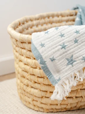 MANTA ENVOLVENTE DE MUSELINA